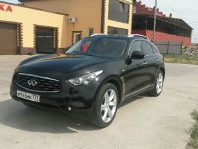 Infiniti FX35, 2009