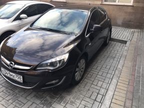 Opel Astra, 2013