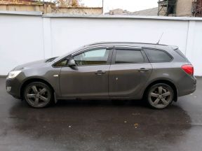 Opel Astra, 2012