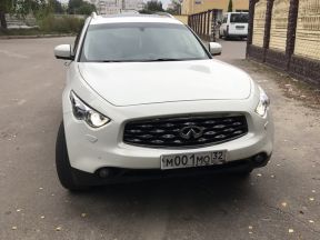 Infiniti FX37, 2011