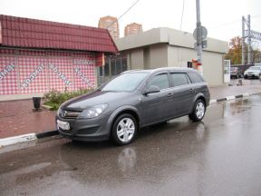 Opel Astra, 2011