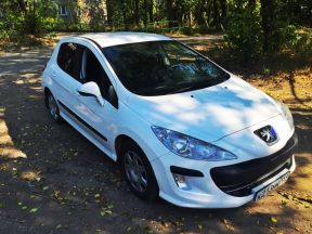 Peugeot 308, 2010