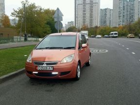 Mitsubishi Colt, 2004