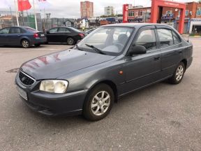 Hyundai Accent, 2010