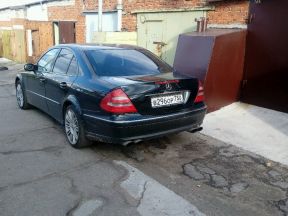 Mercedes-Benz, 2004