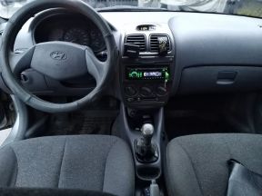 Hyundai Accent, 2004