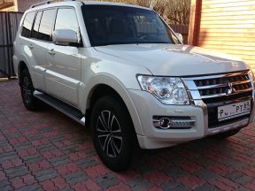 Mitsubishi Pajero, 2015