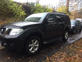 Nissan Pathfinder, 2011