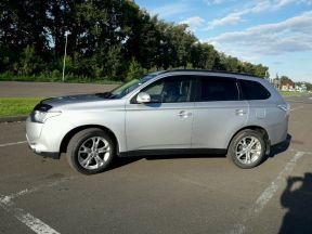 Mitsubishi Outlander, 2014