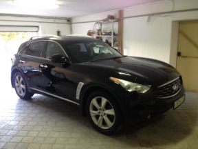 Infiniti FX35, 2009