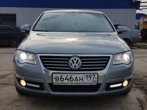 Volkswagen Passat, 2010