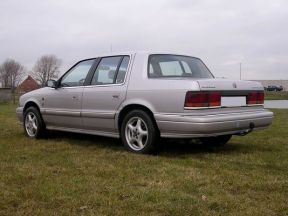 Chrysler Saratoga, 1990