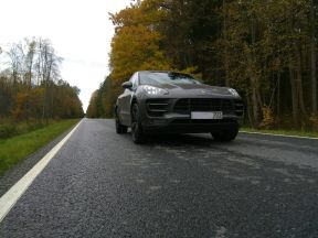 Porsche Macan Turbo, 2015