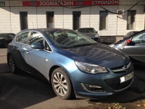 Opel Astra, 2012