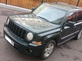 Jeep Liberty, 2010