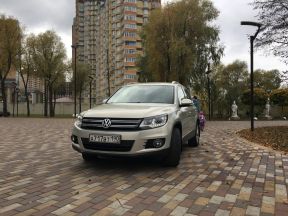 Volkswagen Tiguan, 2011