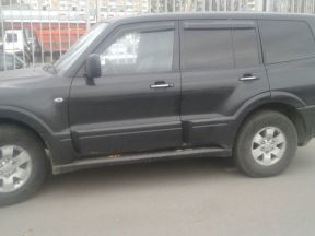 Mitsubishi Pajero, 2004