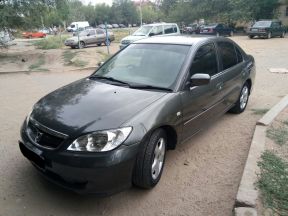 Honda Civic, 2004