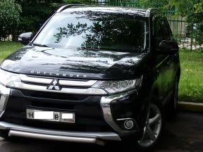 Mitsubishi Outlander, 2015