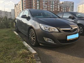 Opel Astra, 2012