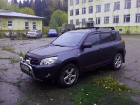 Toyota RAV4, 2006