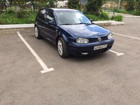 Volkswagen Golf, 2000