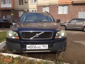 Volvo XC90, 2004