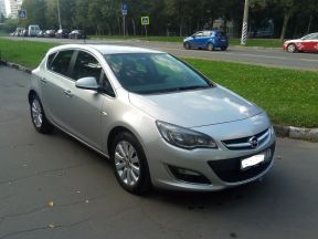 Opel Astra, 2013