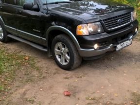 Ford Explorer, 2004