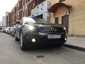 Infiniti QX70, 2014