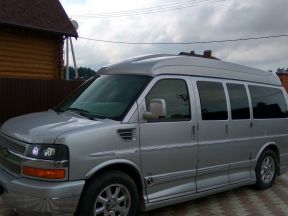 Chevrolet Express, 2011