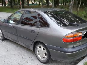 Renault Laguna, 1998