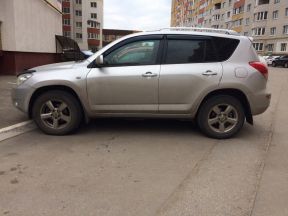 Toyota RAV4, 2008