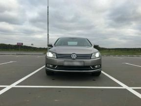 Volkswagen Passat, 2012