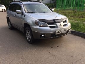 Mitsubishi Outlander, 2004