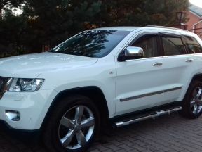 Jeep Grand Cherokee, 2011