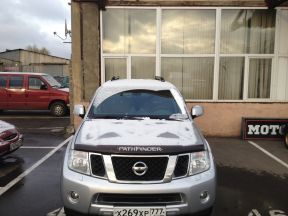 Nissan Pathfinder, 2011