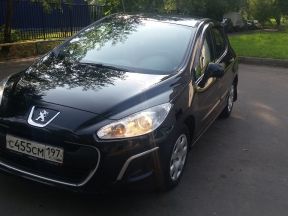 Peugeot 308, 2011