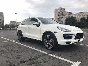 Porsche Cayenne, 2011