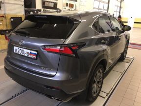 Lexus NX, 2015