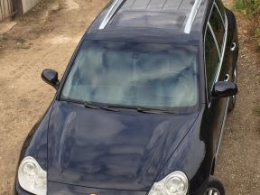 Porsche Cayenne Turbo, 2005