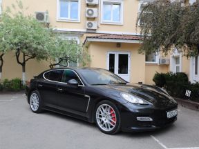 Porsche Panamera Turbo, 2009