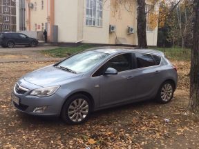 Opel Astra, 2012