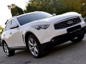 Infiniti FX35, 2009