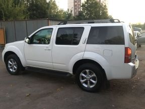 Nissan Pathfinder, 2008