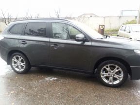 Mitsubishi Outlander, 2013