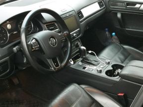 Volkswagen Touareg, 2011