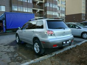 Mitsubishi Outlander, 2003