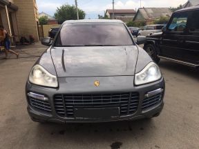 Porsche Cayenne Turbo, 2008