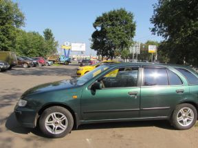 Nissan Almera, 1999